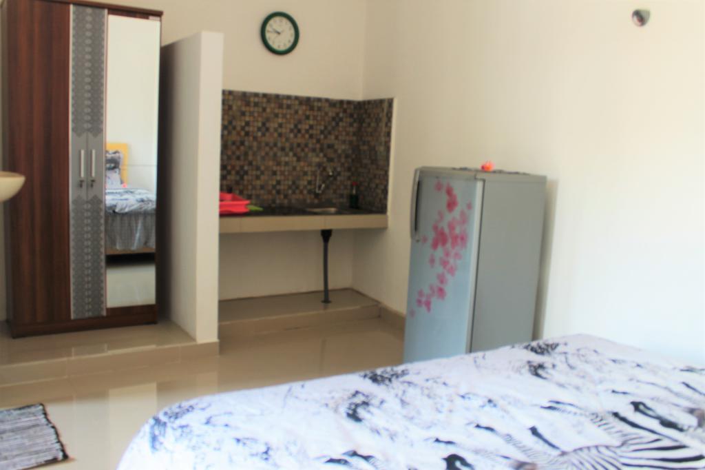Yuliana Homestay Sanur Eksteriør billede