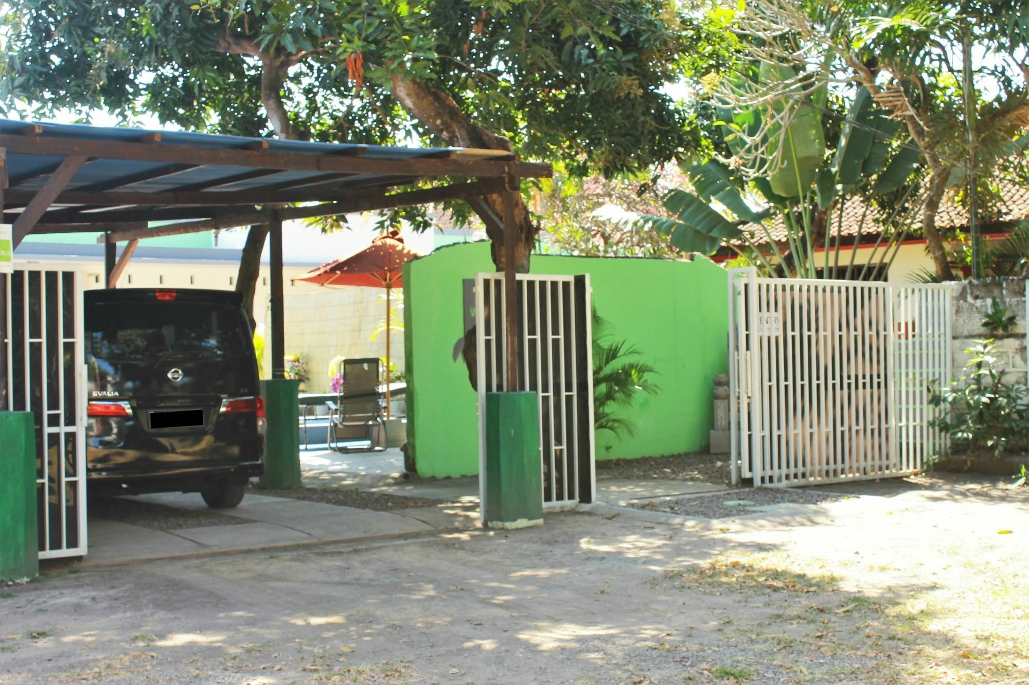 Yuliana Homestay Sanur Eksteriør billede